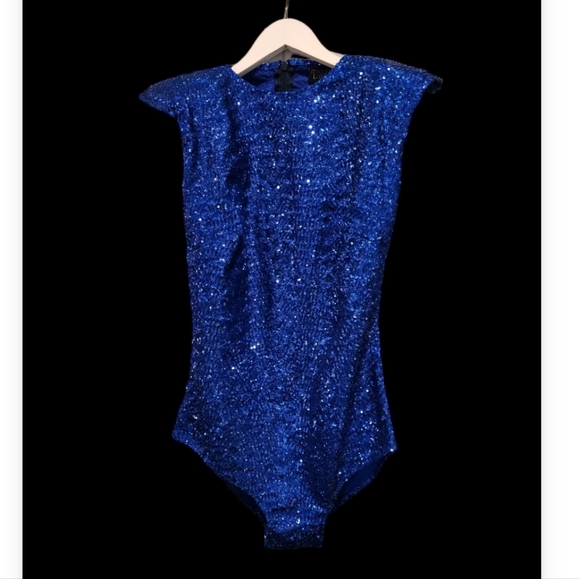 Sequins sparking hugh shoulder pads one of a kind Body suit. - Picture 2 of 6